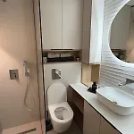 Stylish Renovated - Center *